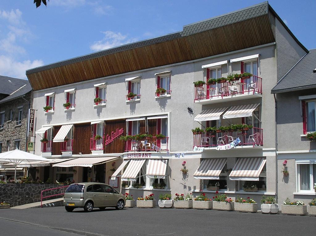 Hotel Restaurant Le Grillon شامبون-سورلاك المظهر الخارجي الصورة